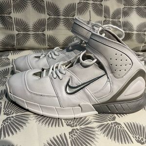 Nike shoe